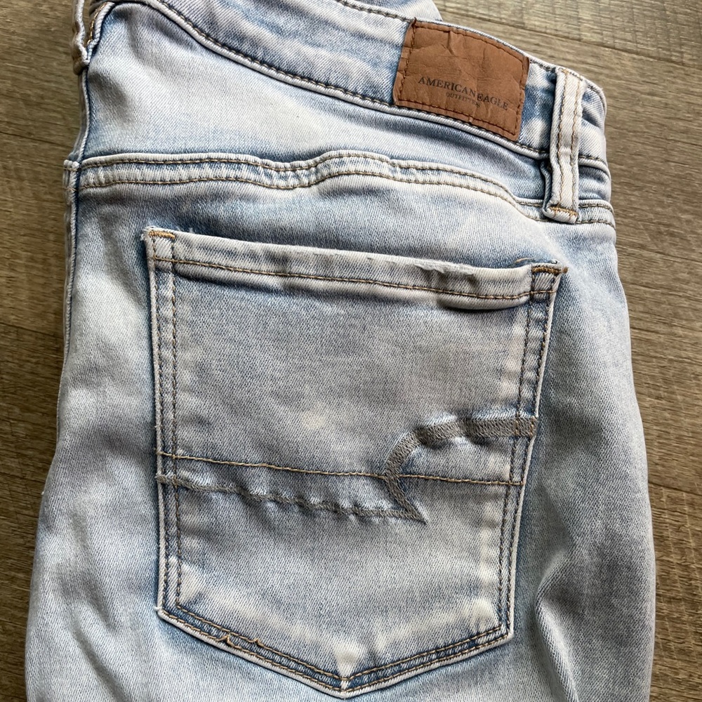 6R American Eagle skinny jeans